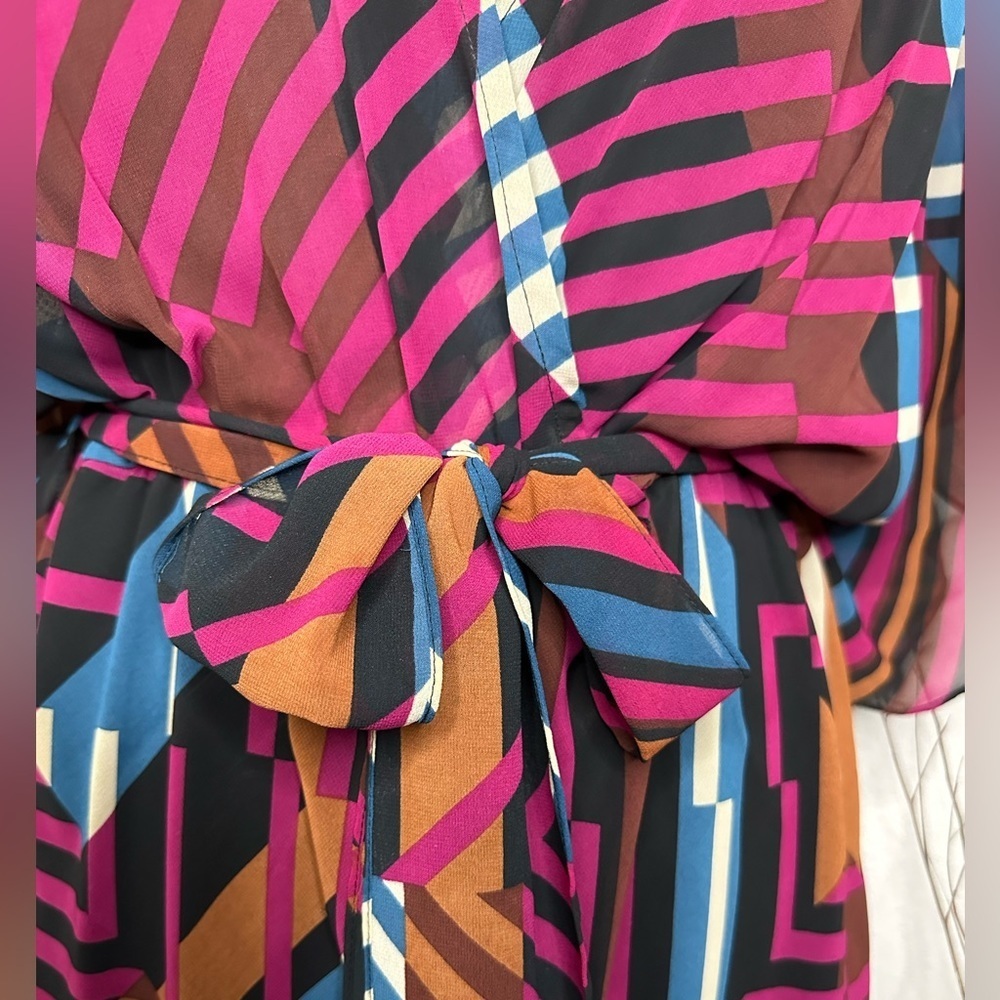Beautiful casual multi colored dress - Picture 3 of 7